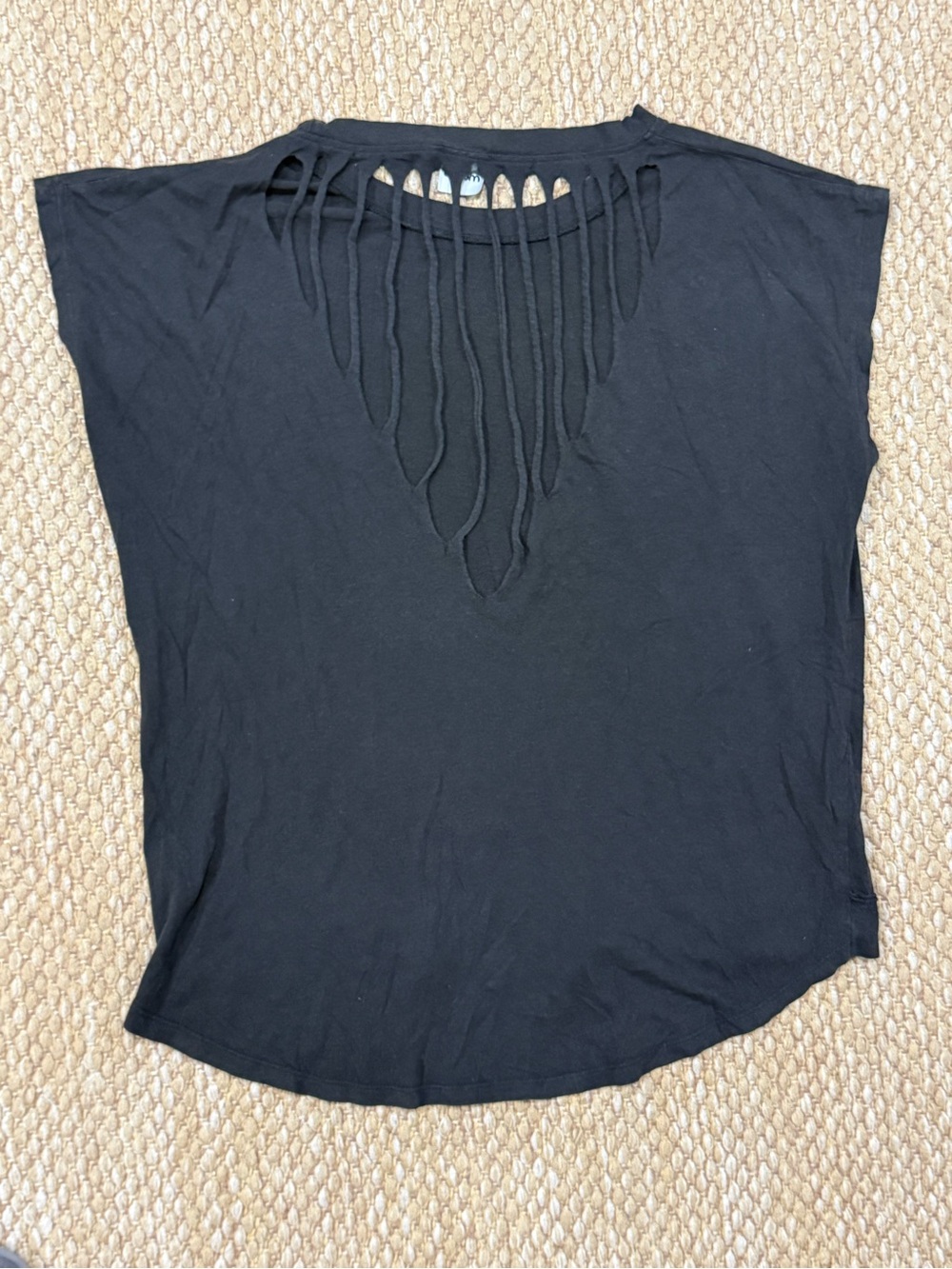 Mono B Charcoal Gray Short Sleeve Tee with Slit-Back Fringe Detail Size M